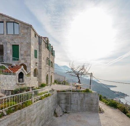 Apartments With A Parking Space Brela, Makarska - 11552 Kültér fotó