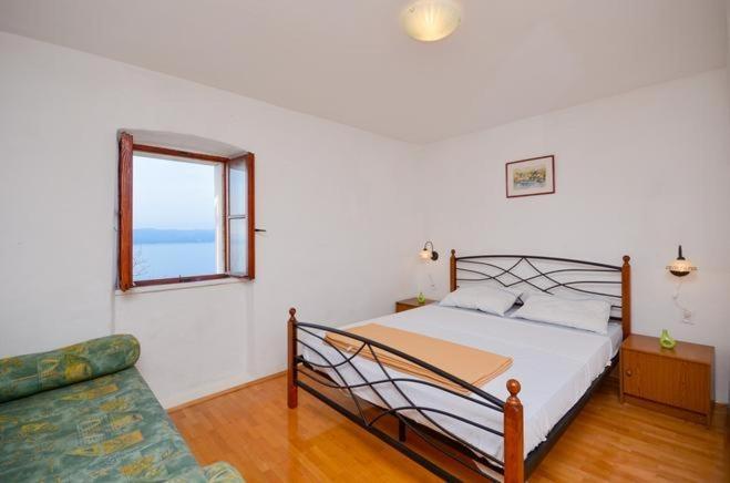 Apartments With A Parking Space Brela, Makarska - 11552 Kültér fotó