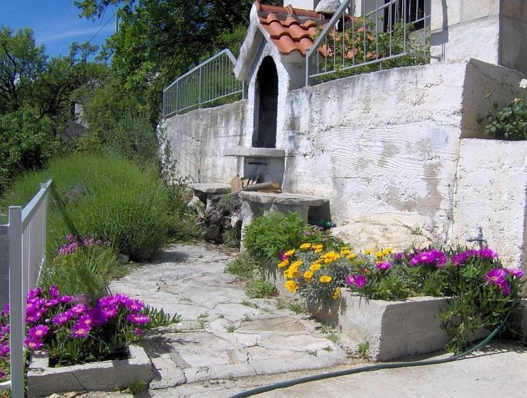 Apartments With A Parking Space Brela, Makarska - 11552 Kültér fotó